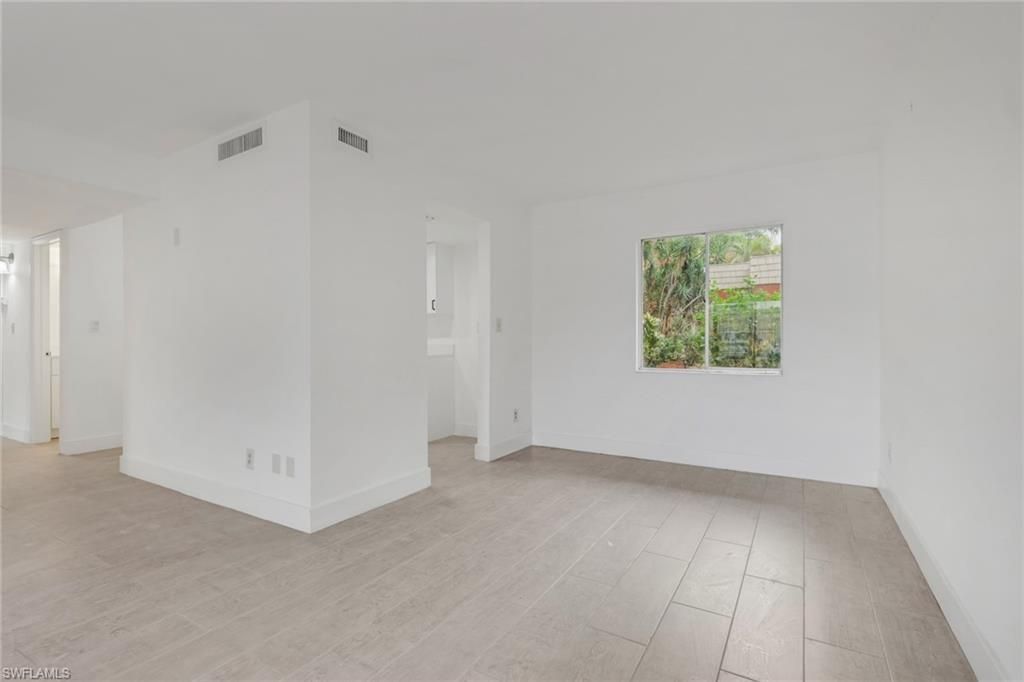 2366 E. Mall Dr, Unit Apt. 101, Fort Myers, FL 33901 Photo