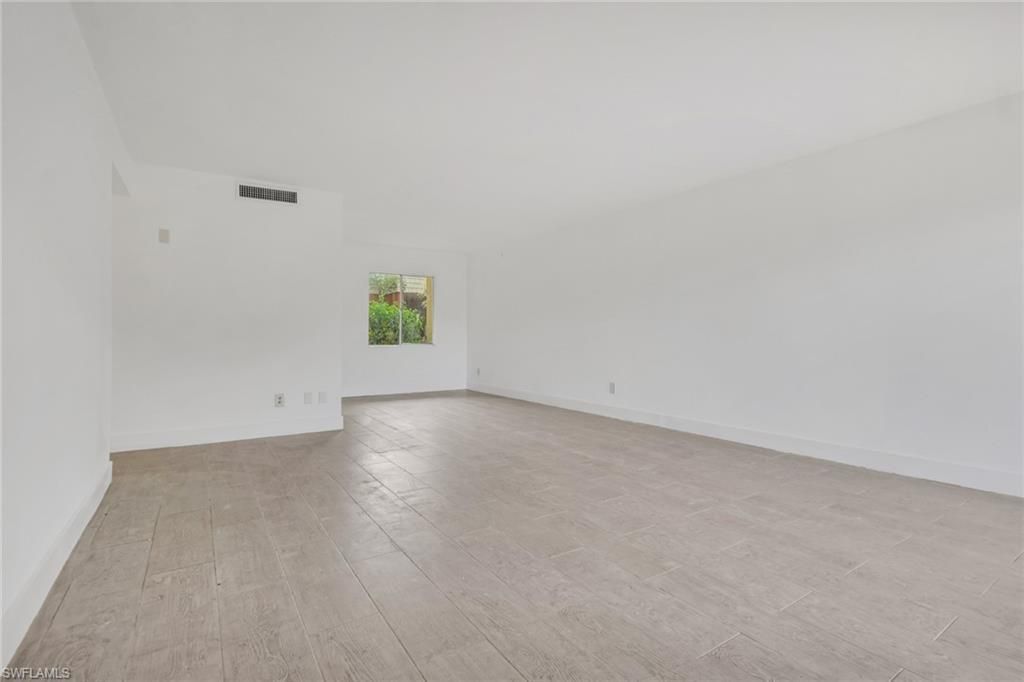 2366 E. Mall Dr, Unit Apt. 101, Fort Myers, FL 33901 Photo