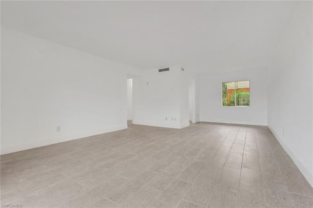 2366 E. Mall Dr, Unit Apt. 101, Fort Myers, FL 33901 Photo