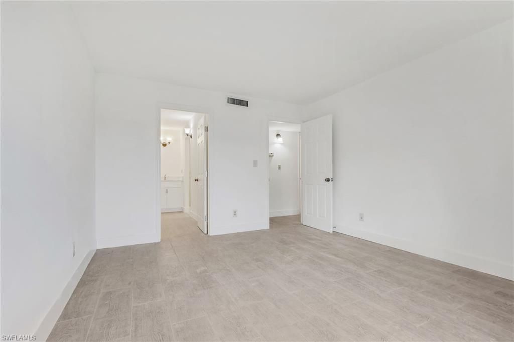 2366 E. Mall Dr, Unit Apt. 101, Fort Myers, FL 33901 Photo