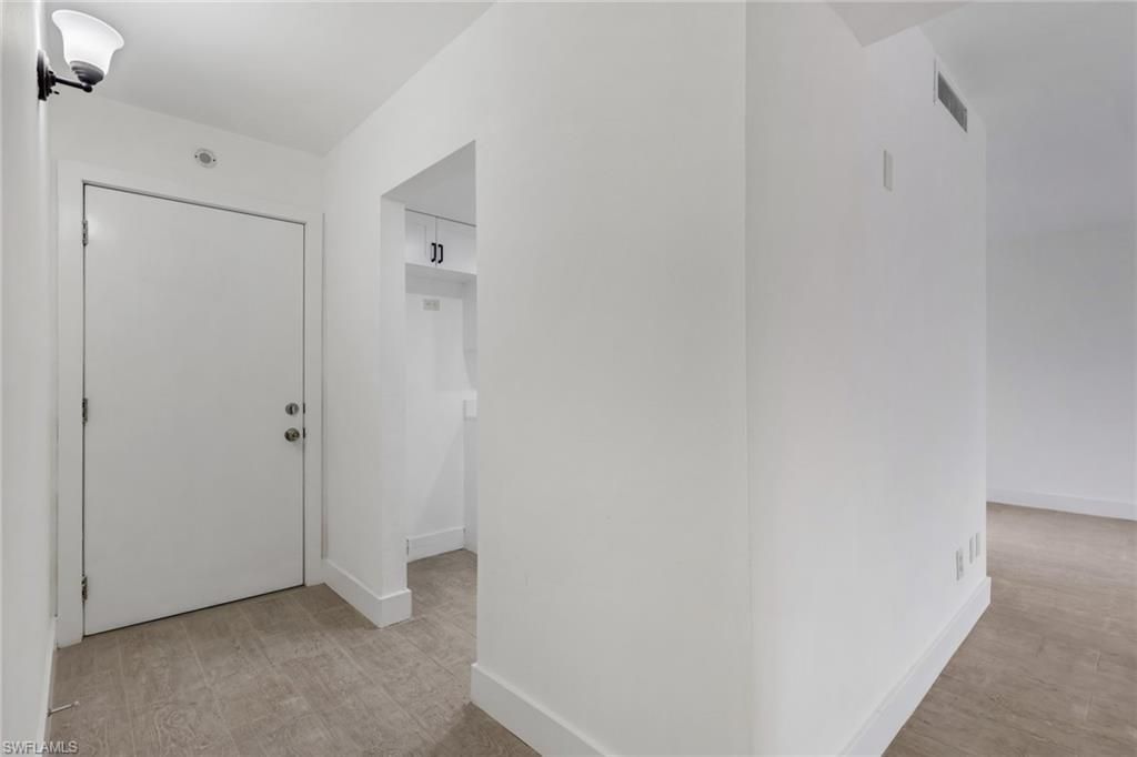 2366 E. Mall Dr, Unit Apt. 101, Fort Myers, FL 33901 Photo