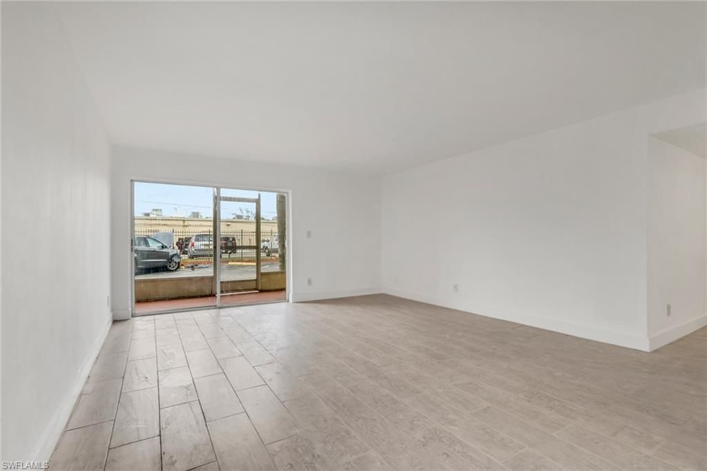 2366 E. Mall Dr, Unit Apt. 101, Fort Myers, FL 33901 Photo