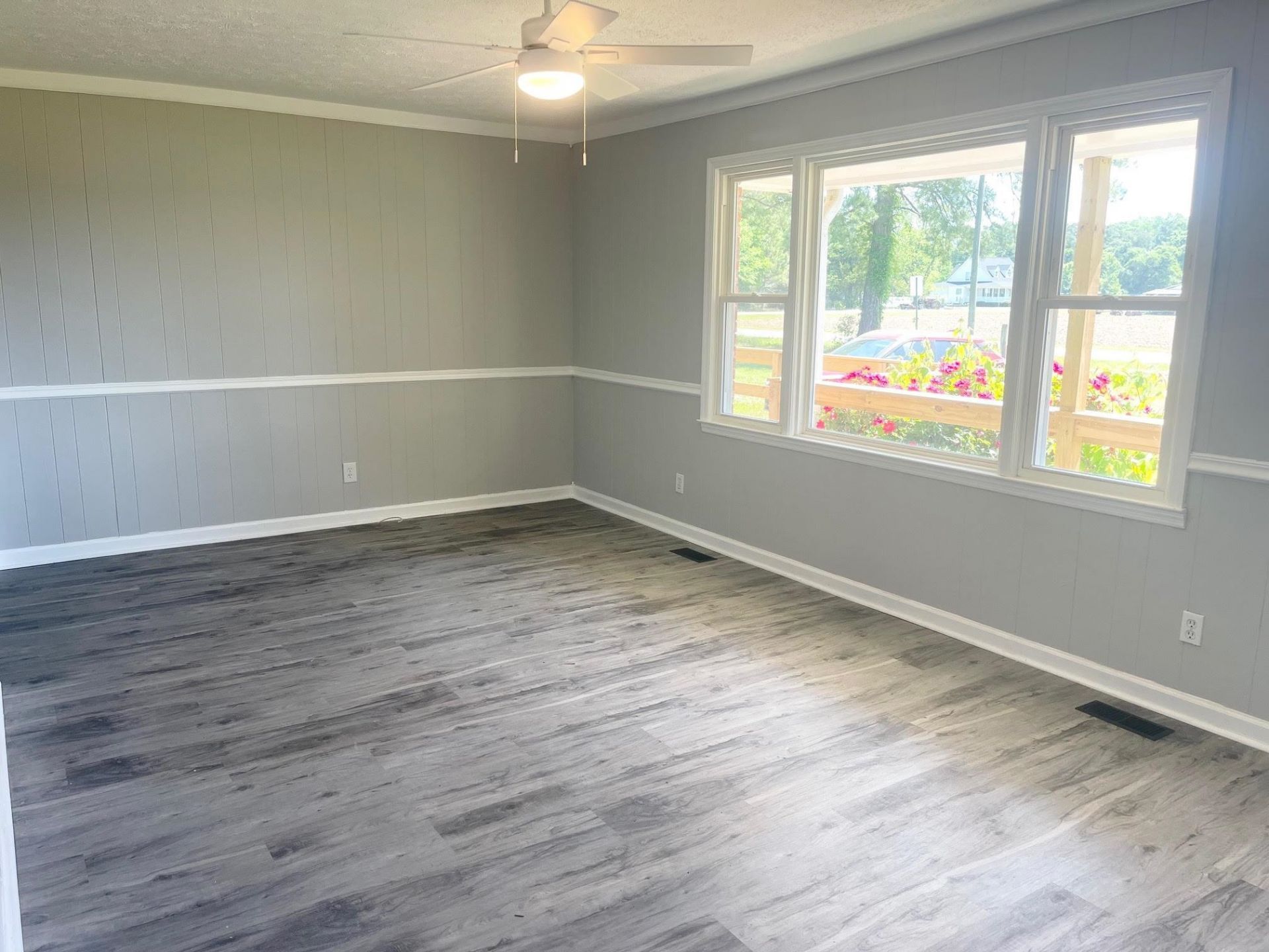 490 Circle M Rd. Photo 4