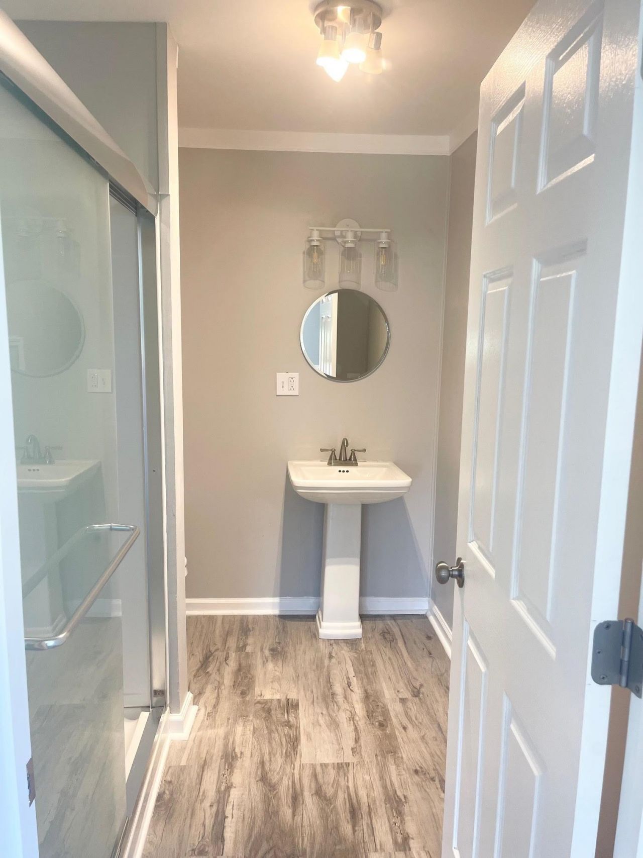 490 Circle M Rd. Photo 7