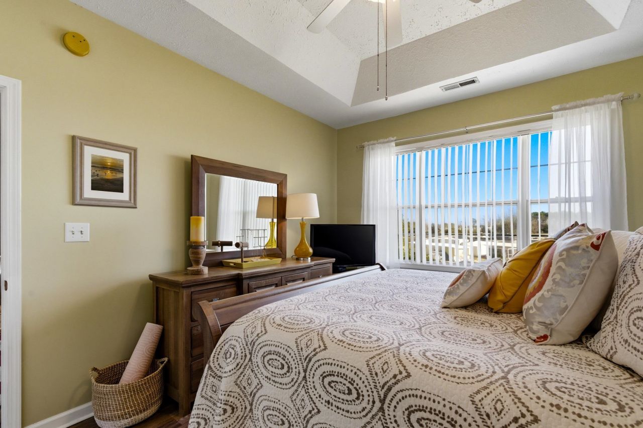 901 West Port Dr.  Photo 13