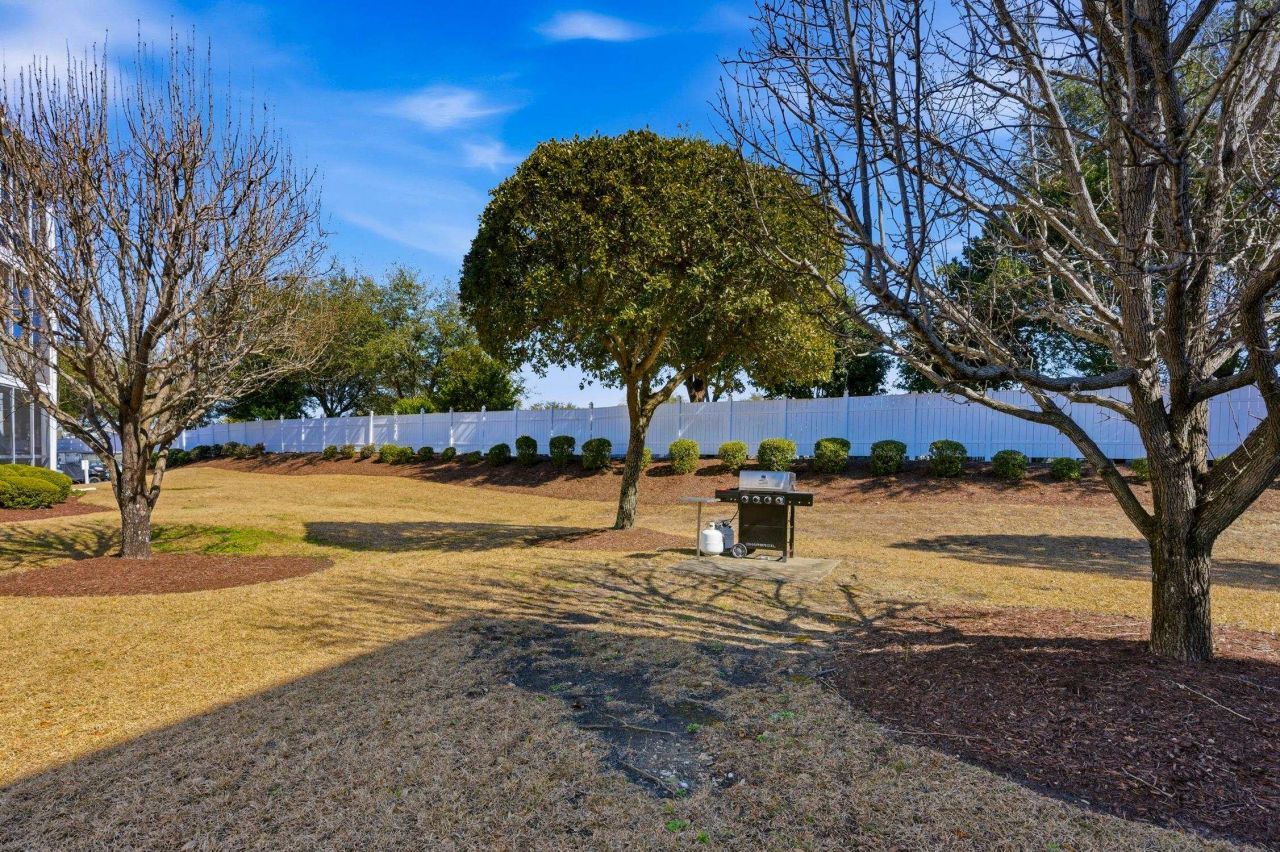 901 West Port Dr.  Photo 23