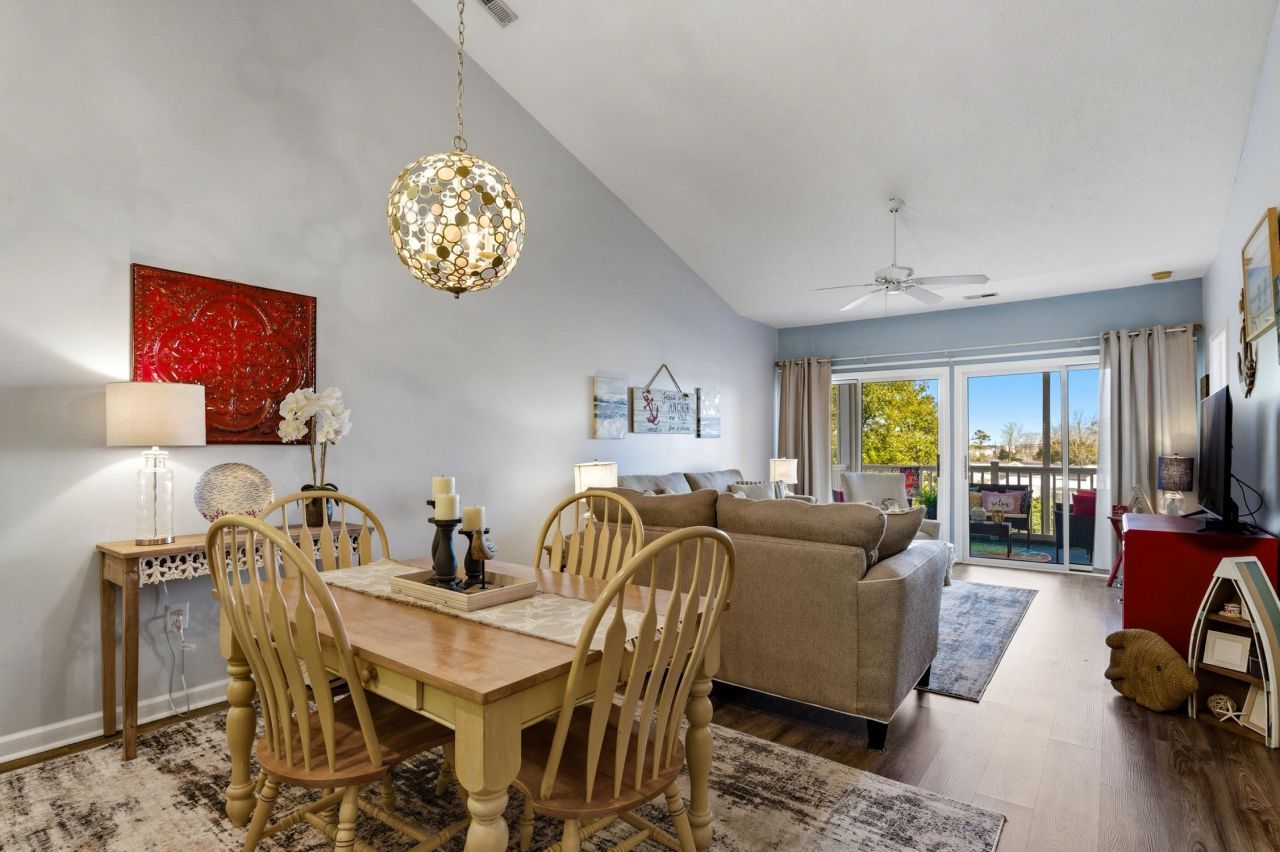 901 West Port Dr.  Photo 6