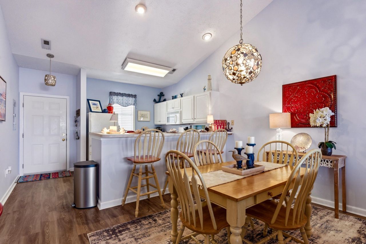 901 West Port Dr.  Photo 7