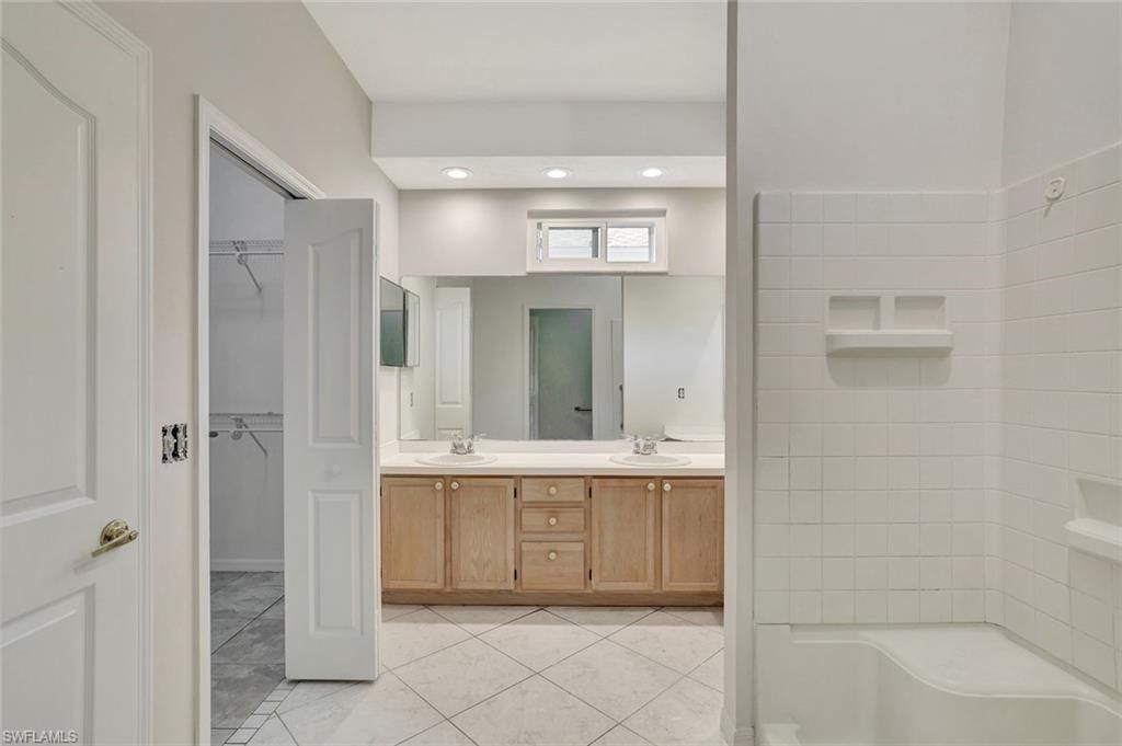 173 Stanhope Cir, Naples, FL 34104 Photo