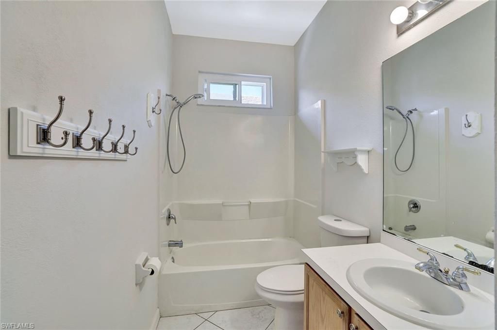 173 Stanhope Cir, Naples, FL 34104 Photo