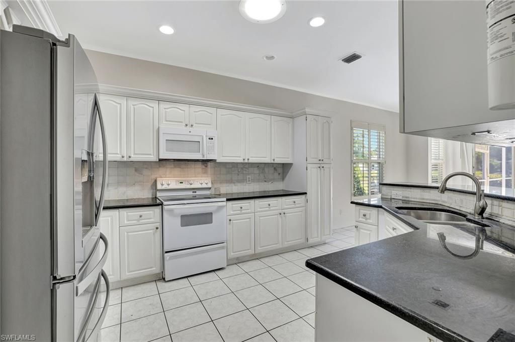 173 Stanhope Cir, Naples, FL 34104 Photo