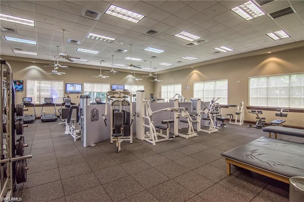 8924 Ventura Way, Naples, FL 34109 Photo