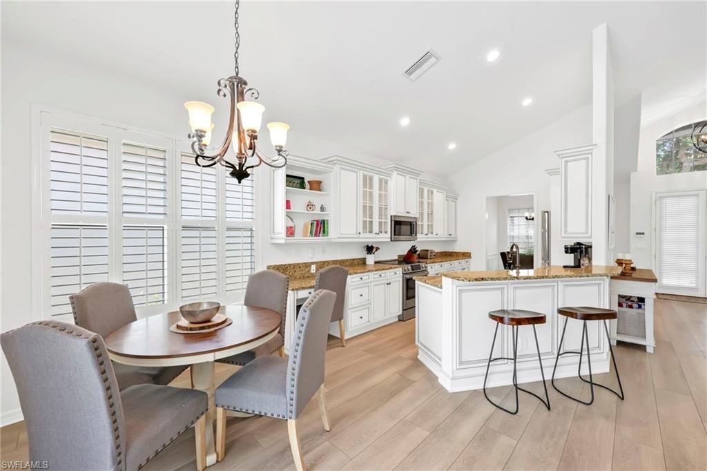 8924 Ventura Way, Naples, FL 34109 Photo