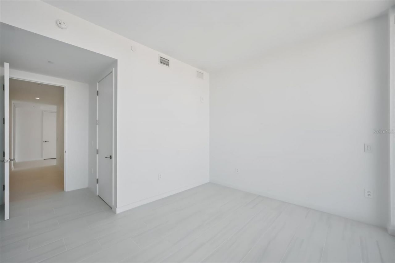 400 Central Avenue, Unit 1601, Saint Petersburg, FL 33701 Photo