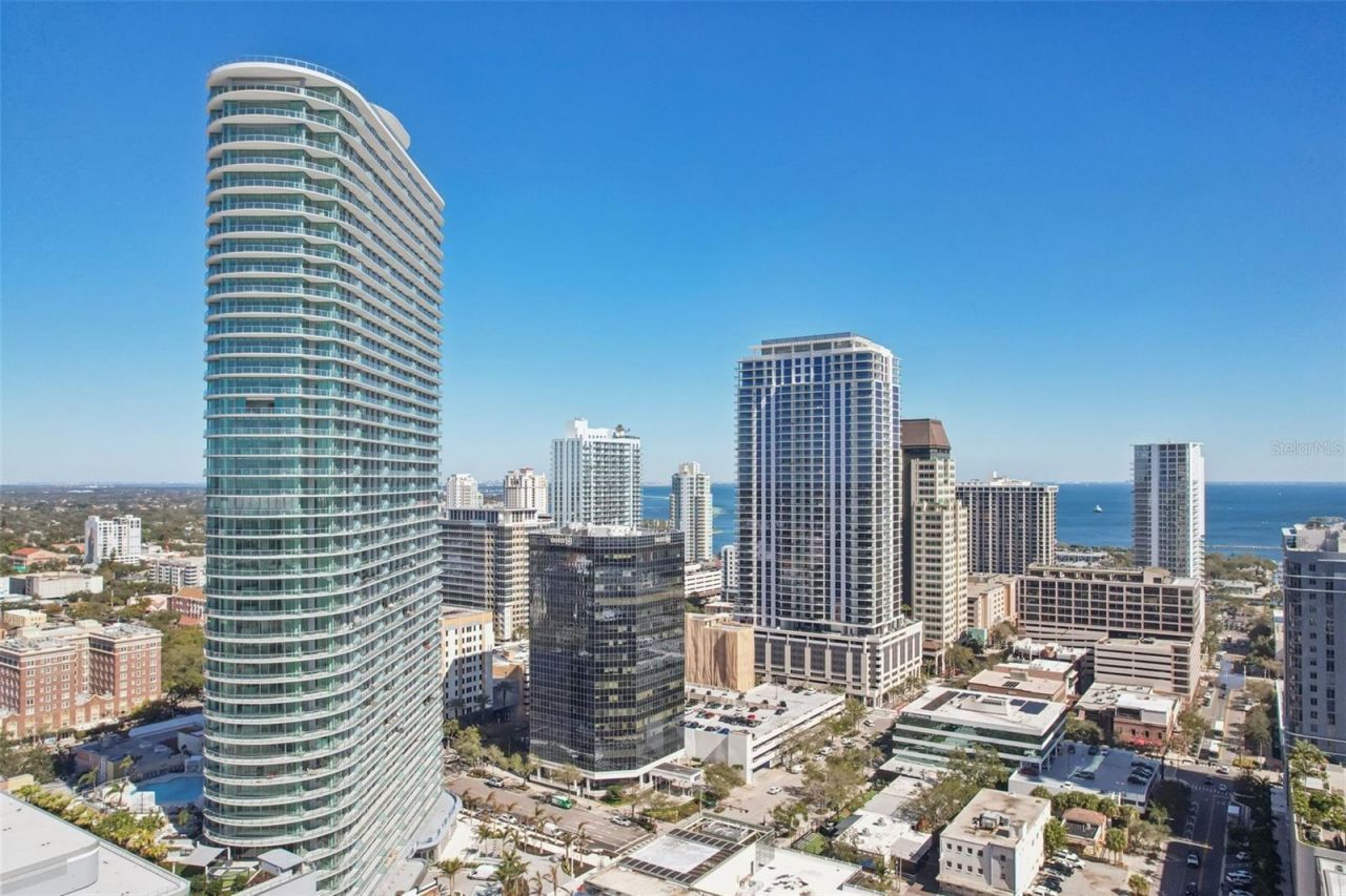 400 Central Avenue, Unit 1601, Saint Petersburg, FL 33701 Photo