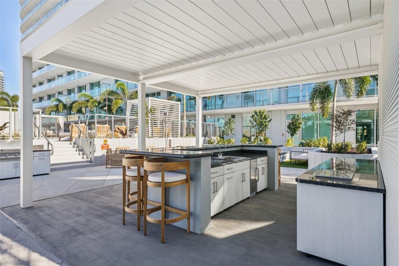 400 Central Avenue, Unit 1601, Saint Petersburg, FL 33701 Photo