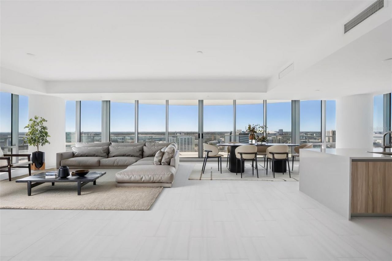 400 Central Avenue, Unit 1601, Saint Petersburg, FL 33701 Photo