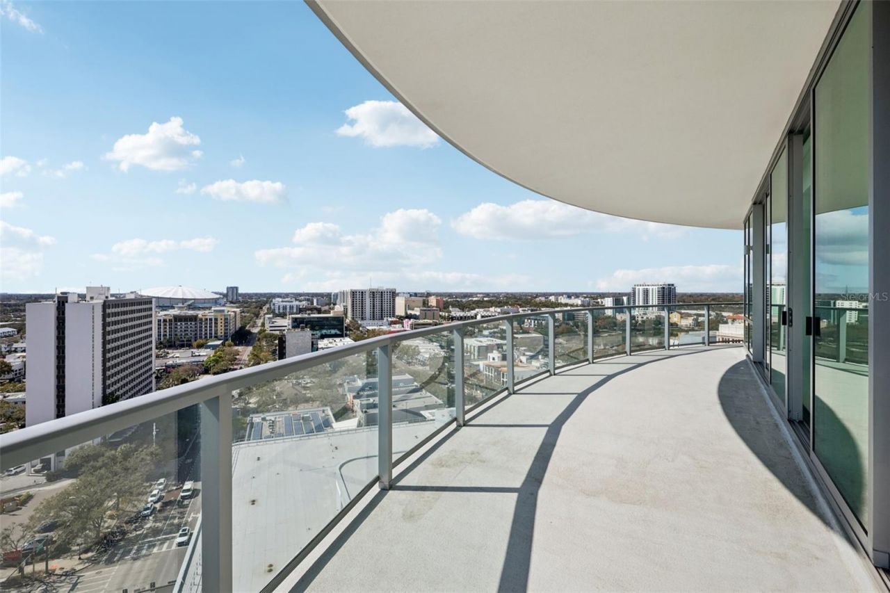 400 Central Avenue, Unit 1601, Saint Petersburg, FL 33701 Photo