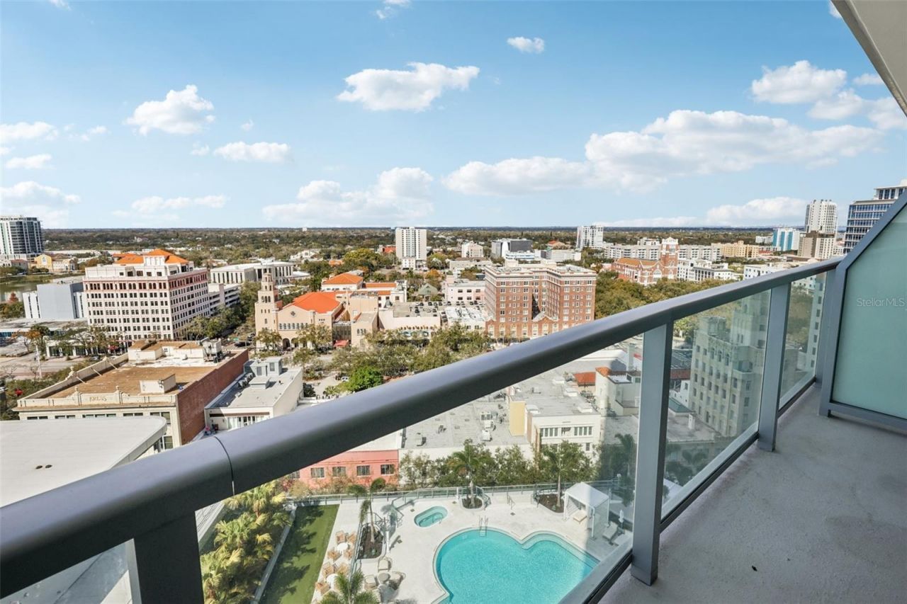 400 Central Avenue, Unit 1601, Saint Petersburg, FL 33701 Photo
