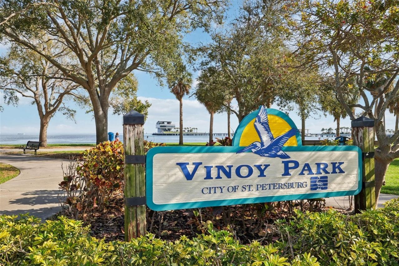 400 Central Avenue, Unit 1601, Saint Petersburg, FL 33701 Photo