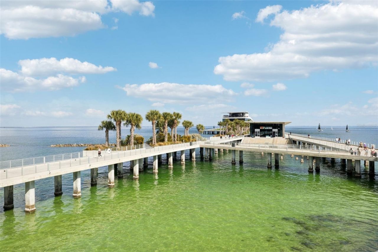 400 Central Avenue, Unit 1601, Saint Petersburg, FL 33701 Photo