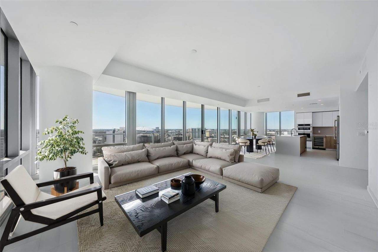 400 Central Avenue, Unit 1601, Saint Petersburg, FL 33701 Photo