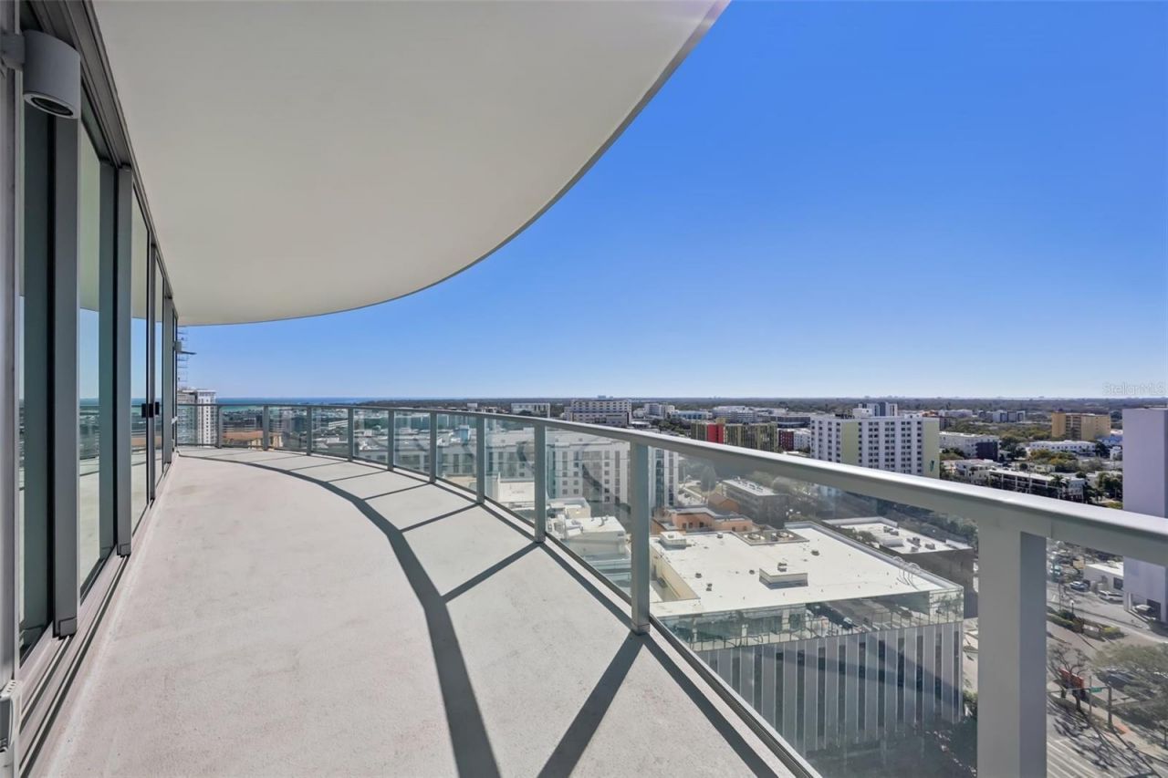 400 Central Avenue, Unit 1601, Saint Petersburg, FL 33701 Photo