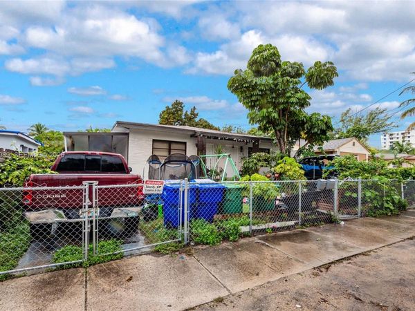 110 NW 58th St, Miami, FL 33127