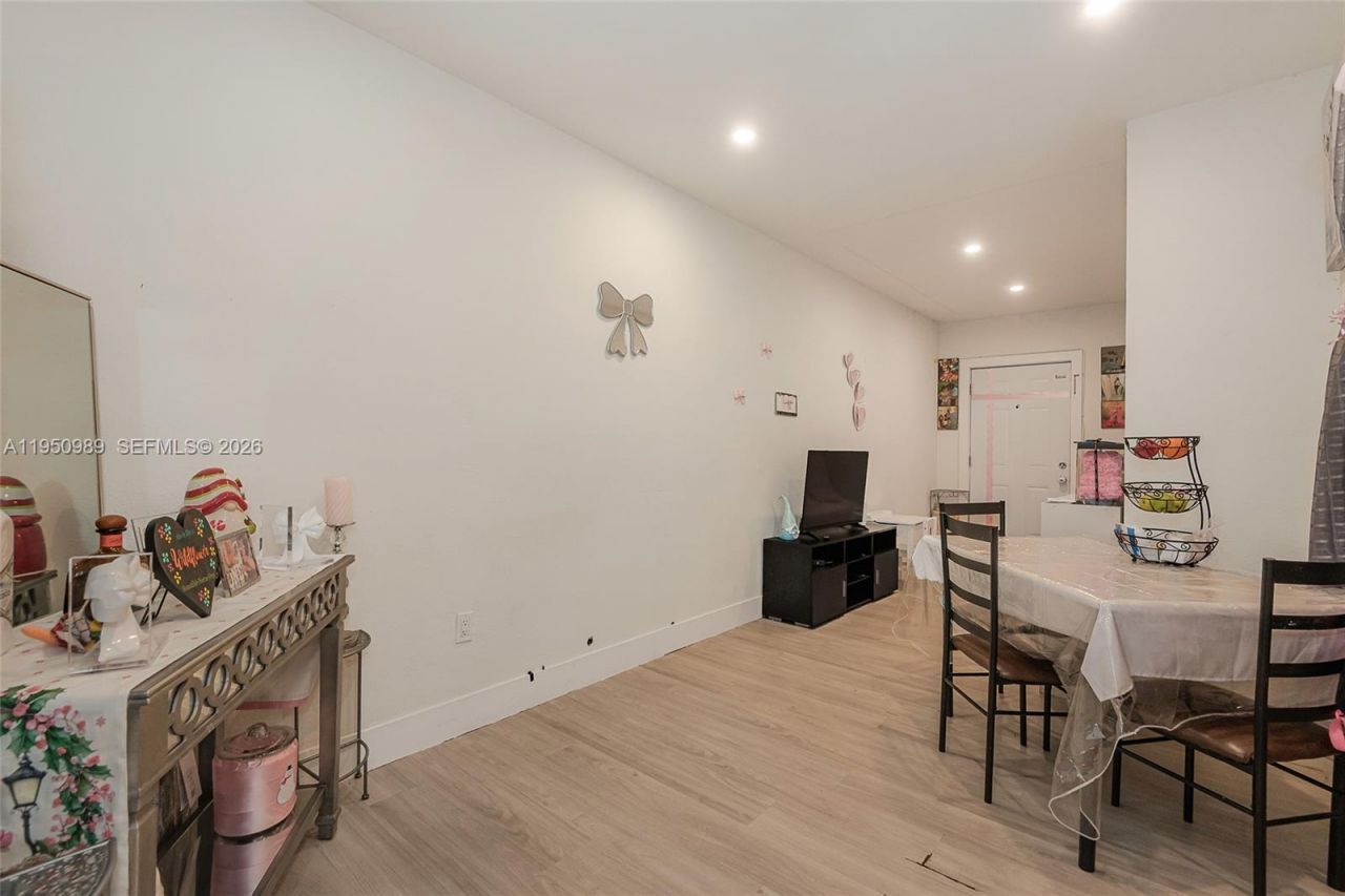 110 NW 58th St, Miami, FL 33127 Photo