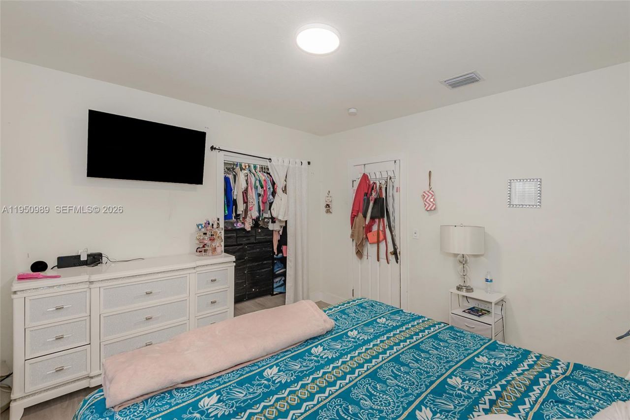 110 NW 58th St, Miami, FL 33127 Photo