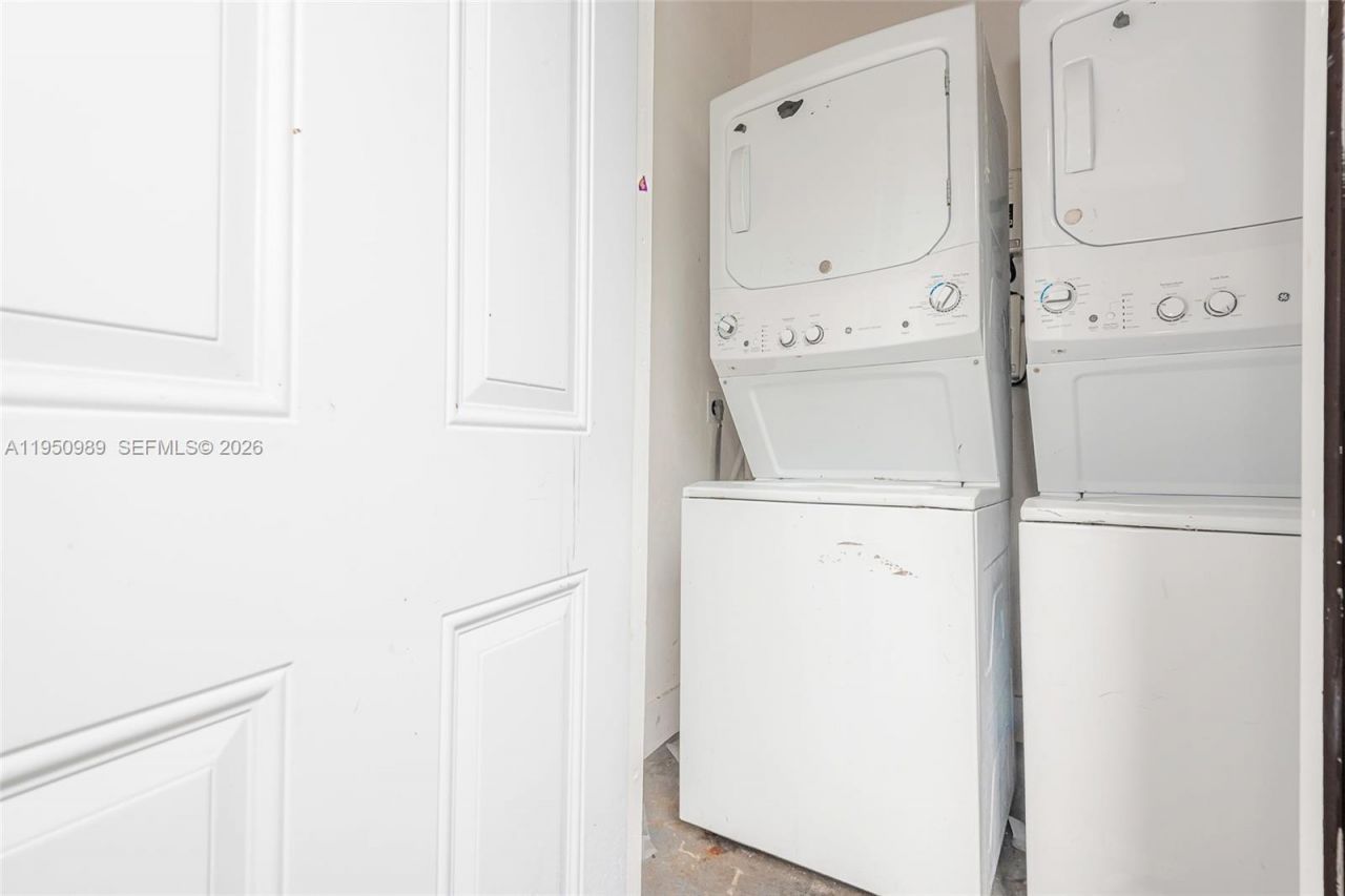 110 NW 58th St, Miami, FL 33127 Photo