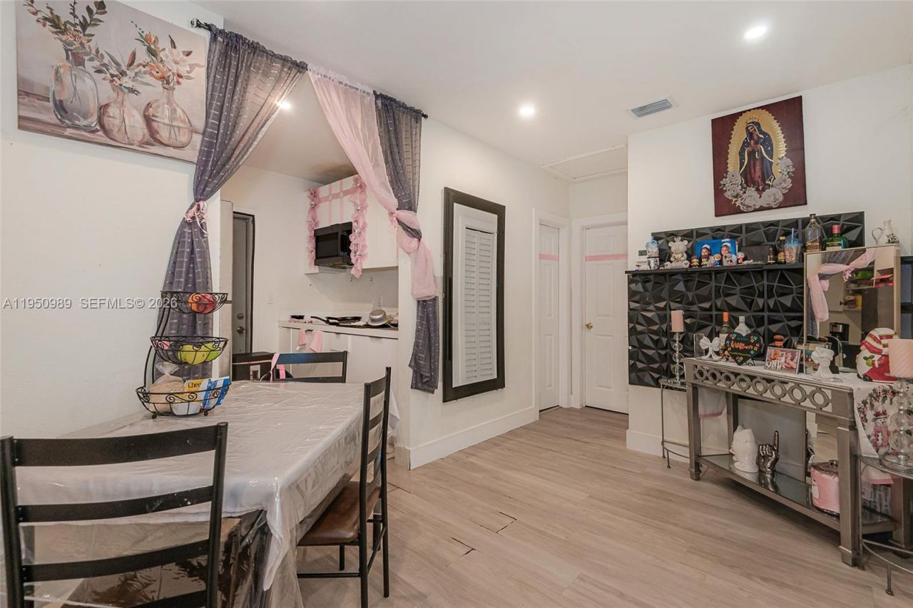 110 NW 58th St, Miami, FL 33127 Photo