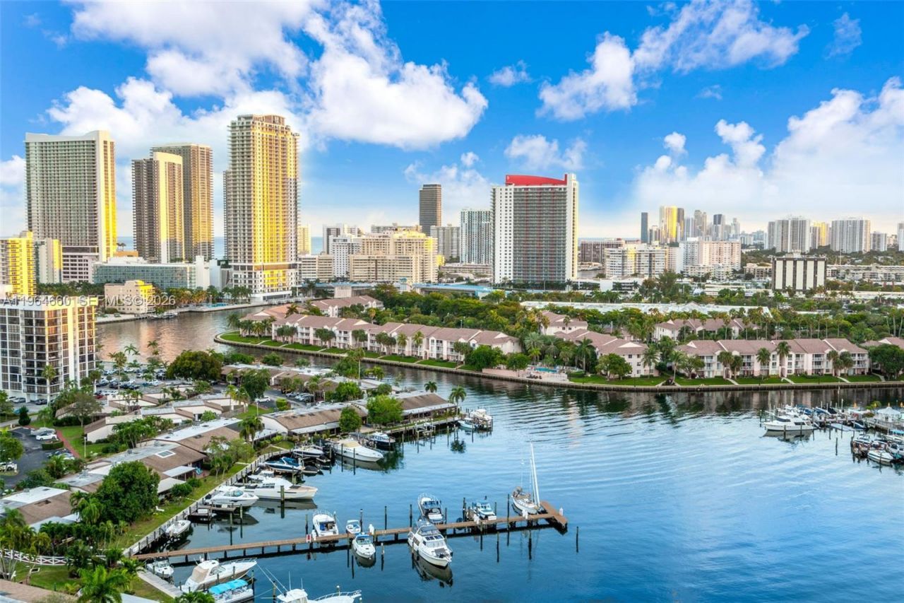 600 Three Islands Blvd, Unit 1214, Hallandale Beach, FL 33009 Photo