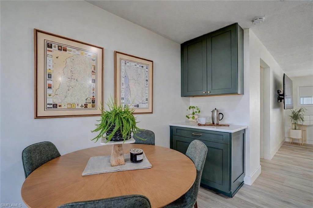 305 SE 14th Ter , Cape Coral, FL 33990 Photo