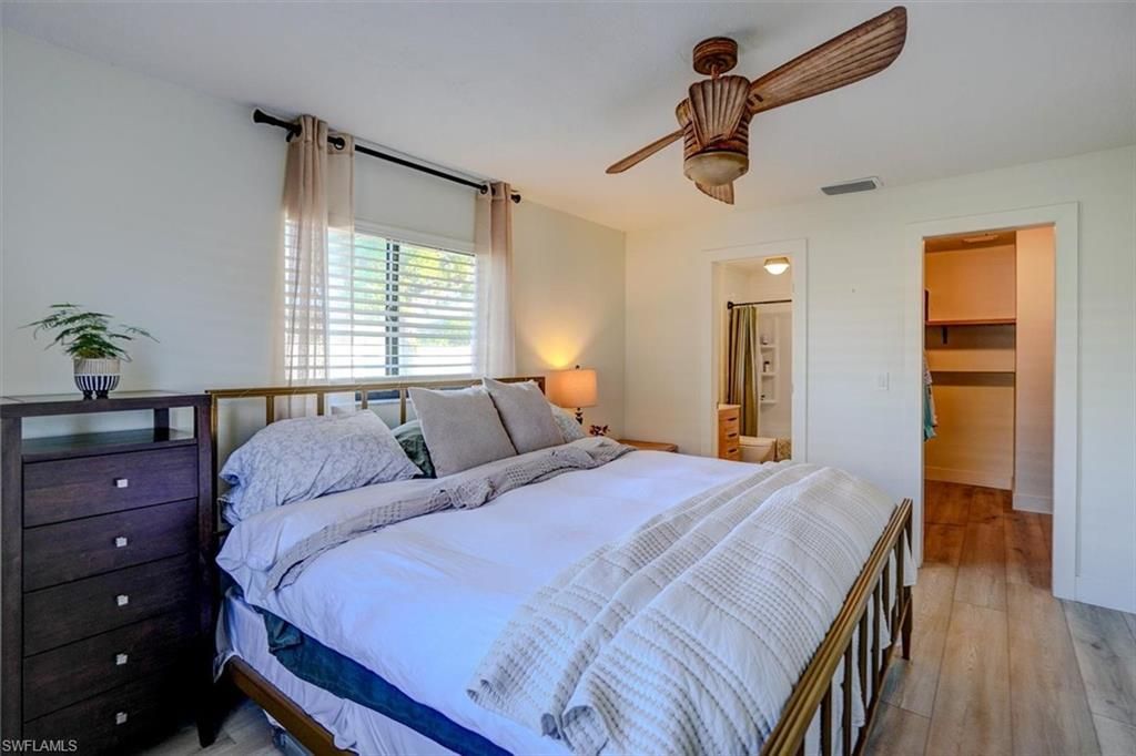 305 SE 14th Ter, Cape Coral, FL 33990 Photo