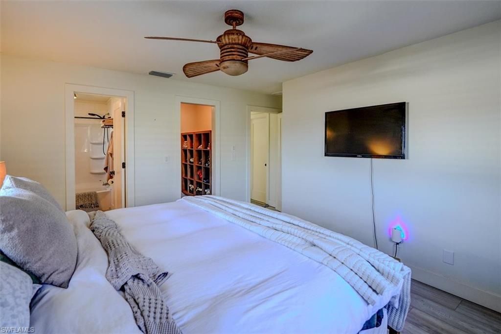 305 SE 14th Ter, Cape Coral, FL 33990 Photo