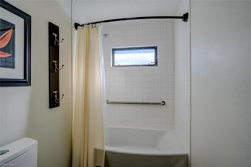 305 SE 14th Ter, Cape Coral, FL 33990 Photo