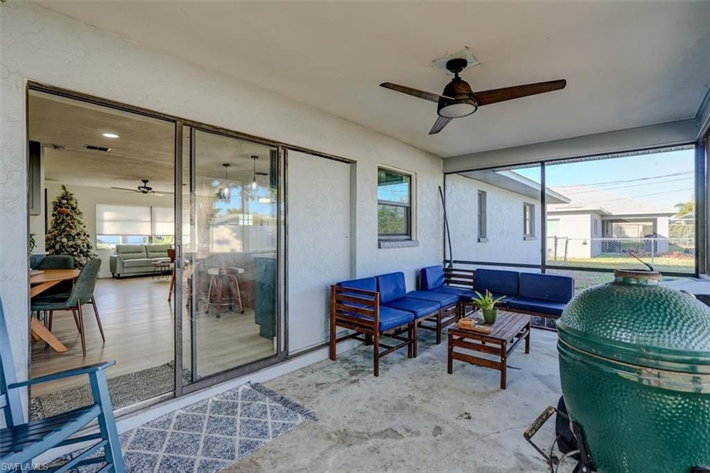 305 SE 14th Ter, Cape Coral, FL 33990 Photo