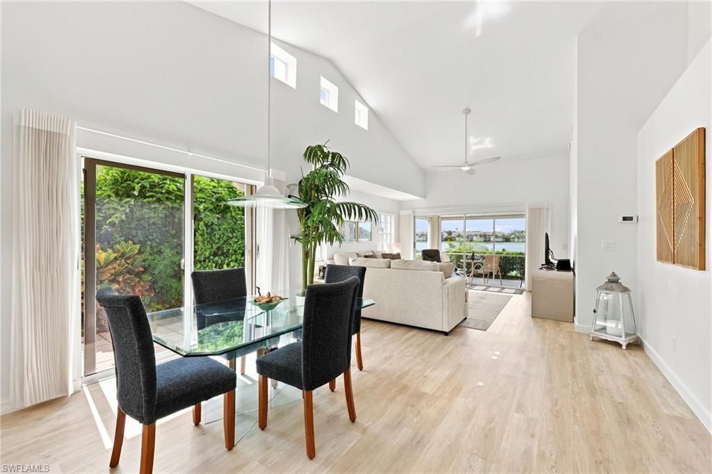 2608 Sailors Way, Unit 122, Naples, FL 34109 Photo