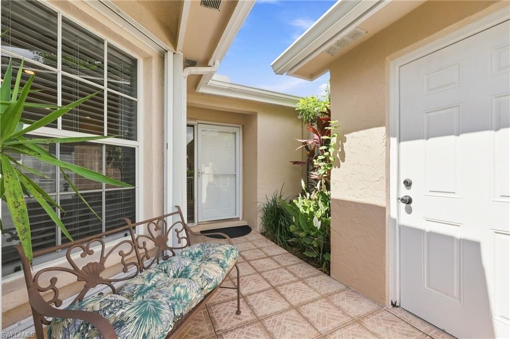 2608 Sailors Way, Unit 122, Naples, FL 34109 Photo