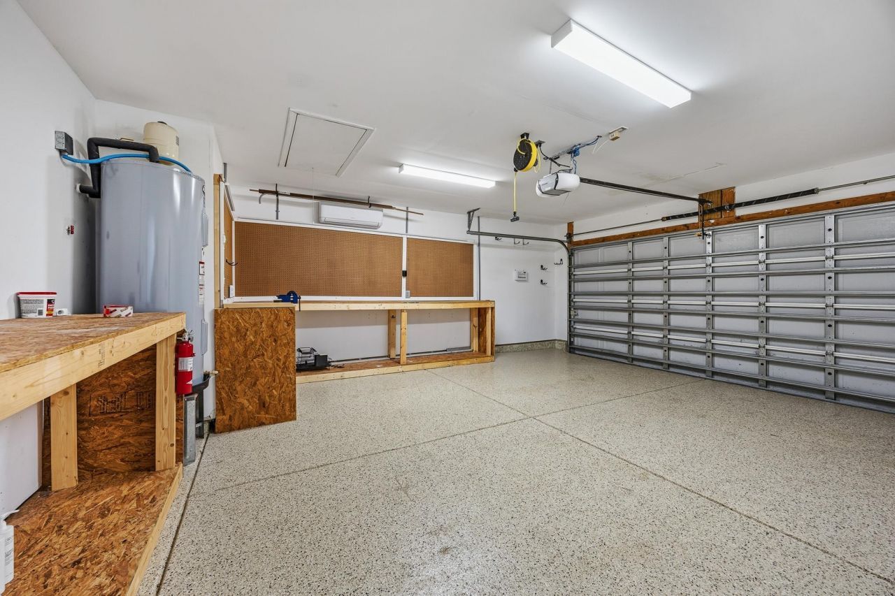 2783 Coopers Ct. Photo 35