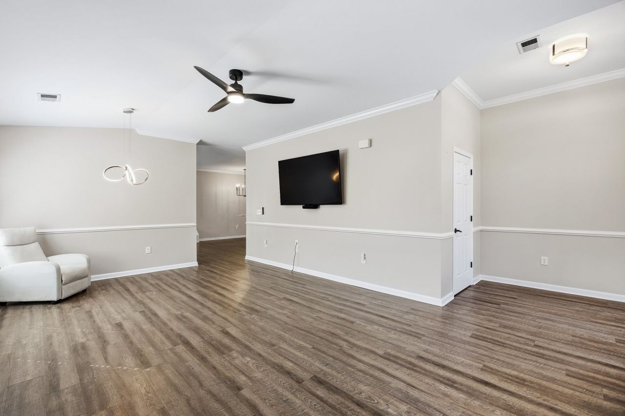 2783 Coopers Ct. Photo 7