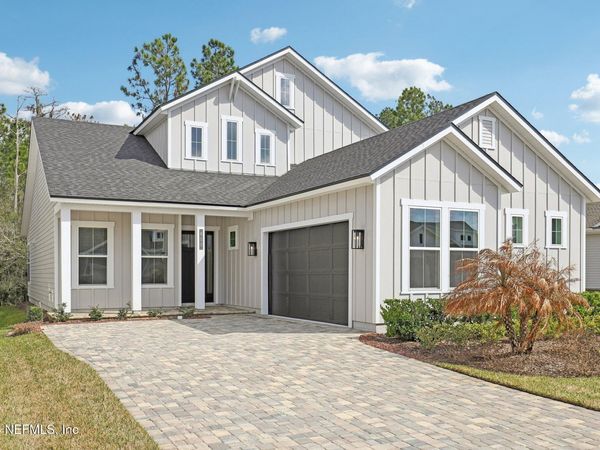 800 NAVIGATORS Road, St. Johns, FL 32259