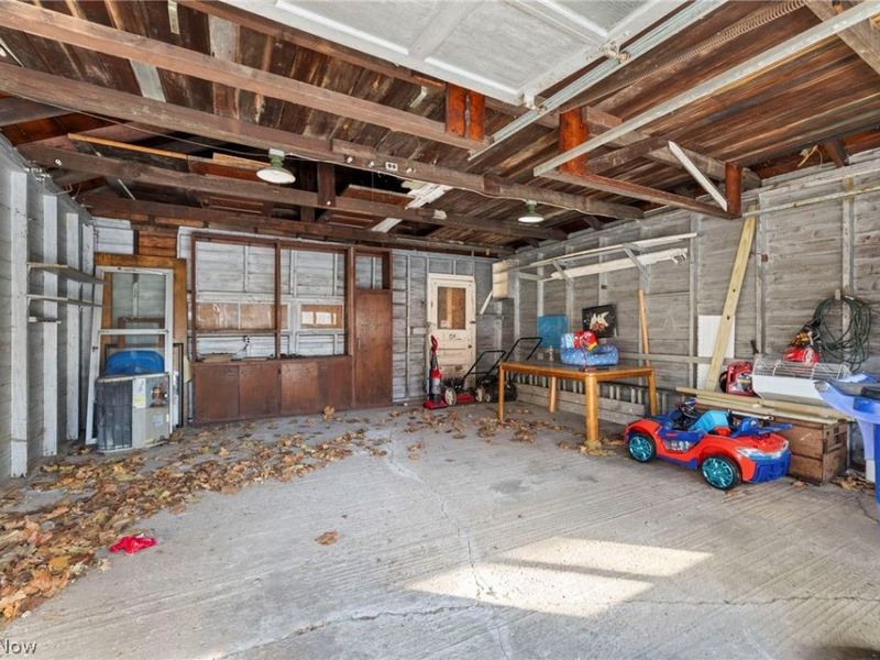 3997 W 22nd Street, Cleveland, OH 44109 Photo 25