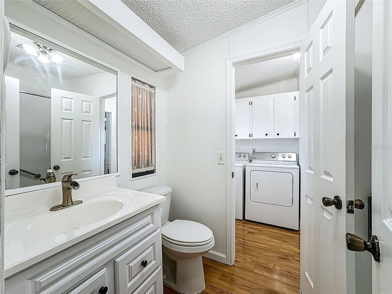 8430 Imperial Lake Circle, Palmetto, FL 34221 Photo