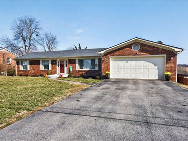 224 Walnut Hill Drive, Richmond, KY 40475