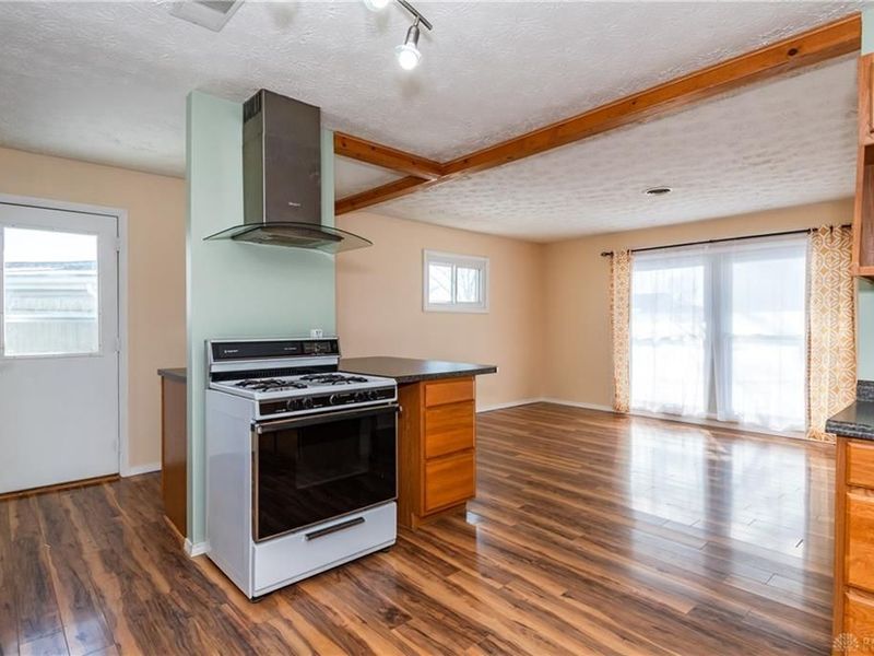 287 N American Boulevard, Vandalia, OH 45377 Photo 12