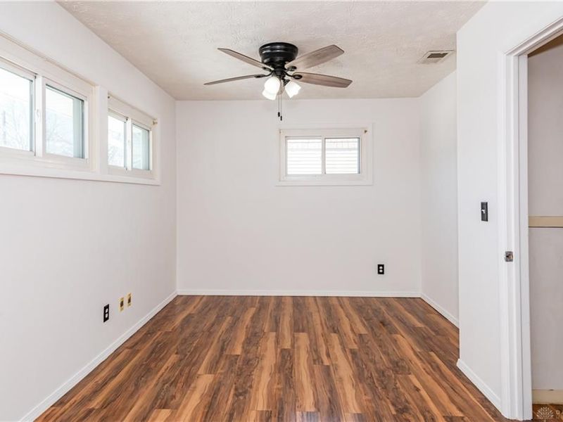 287 N American Boulevard, Vandalia, OH 45377 Photo 23