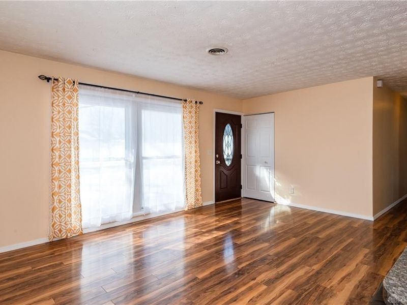 287 N American Boulevard, Vandalia, OH 45377 Photo 7