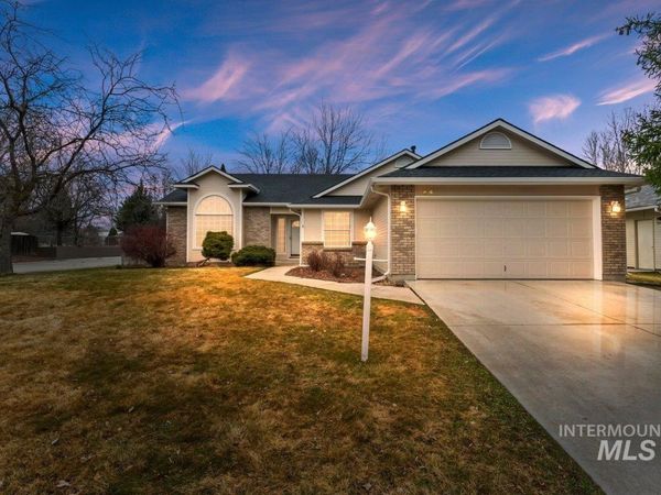 44 S Firwood Ave, Eagle, ID 83616